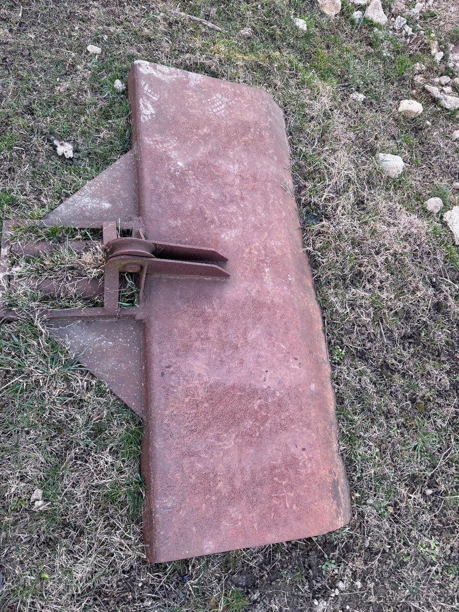 Nový približovací štít na traktor - 6