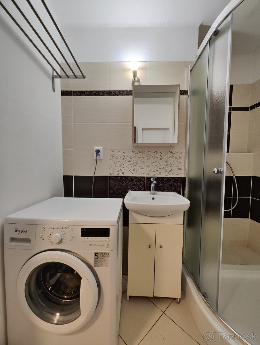 Na prenájom 1,5 izbový byt v Seredi - 6