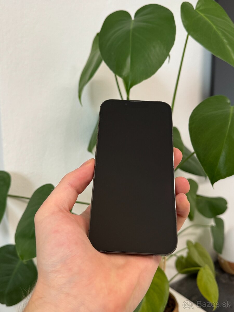 Apple iPhone 13 Pro 256GB Graphite - 6