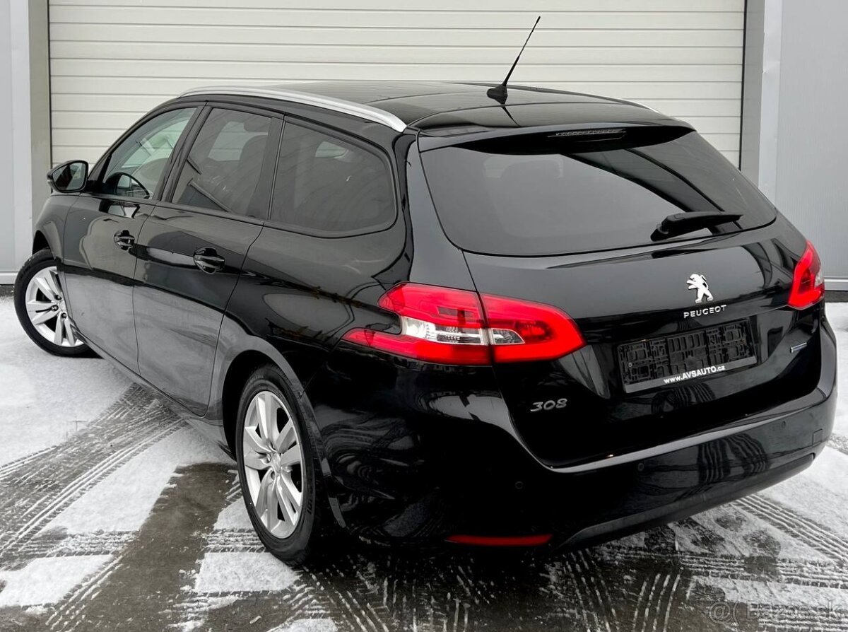 PEUGEOT 308 KOMBI 1.2 PURETECH 110 MANUÁL 2015 BEZ POŠKOZENÍ - 6