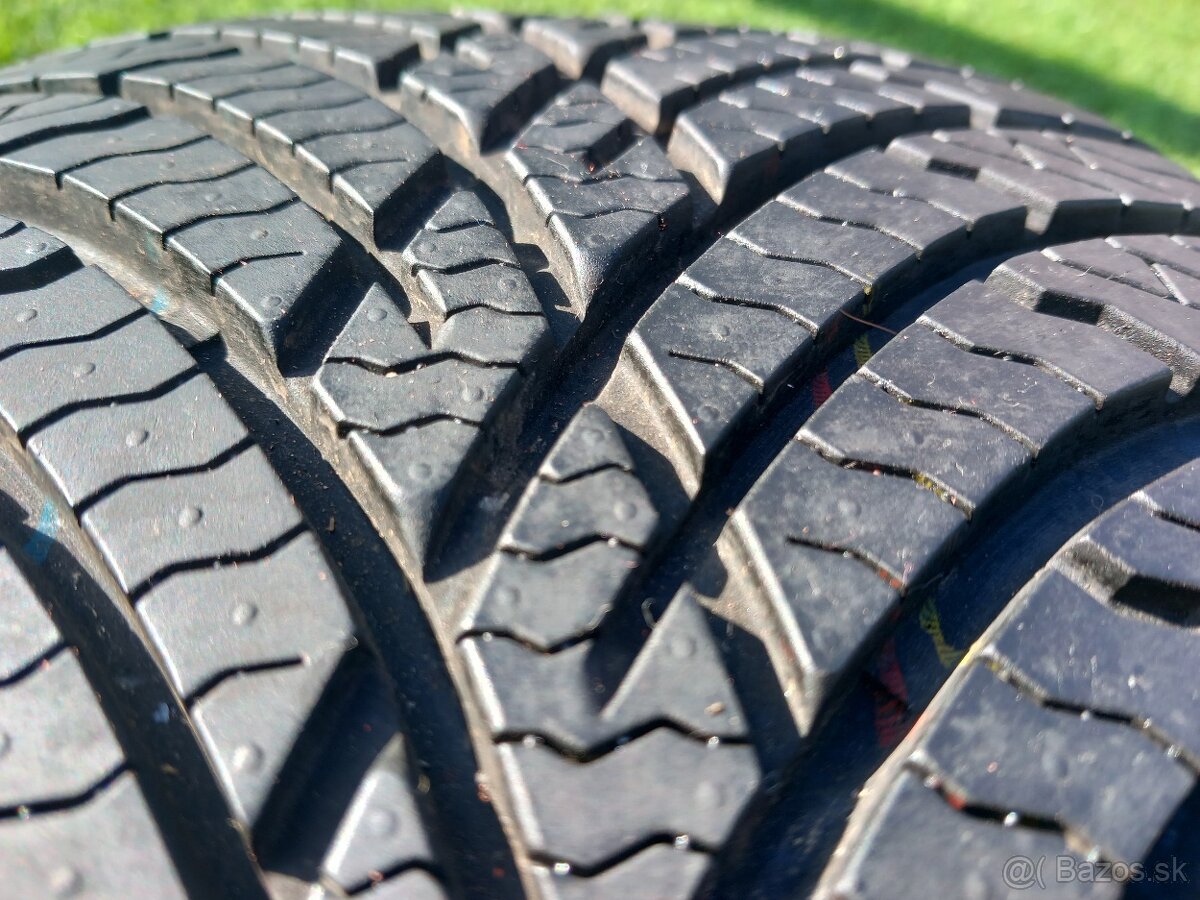 225/50 r17 celoročné pneumatiky - 6