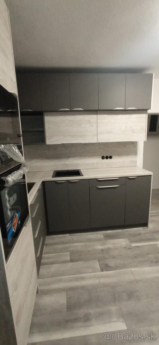 Vstavaná kuchyňa, skrine - 6