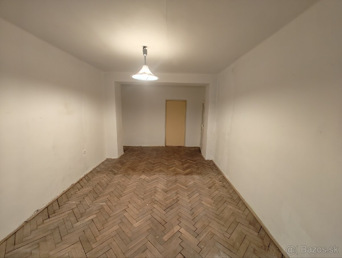 2 izby. byt 1 posch. + garáž Sever - 6