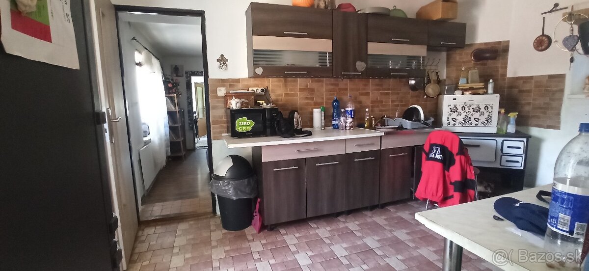 Predaj rodinného domu dražbou v obci Hrochoť, okres BB - 6