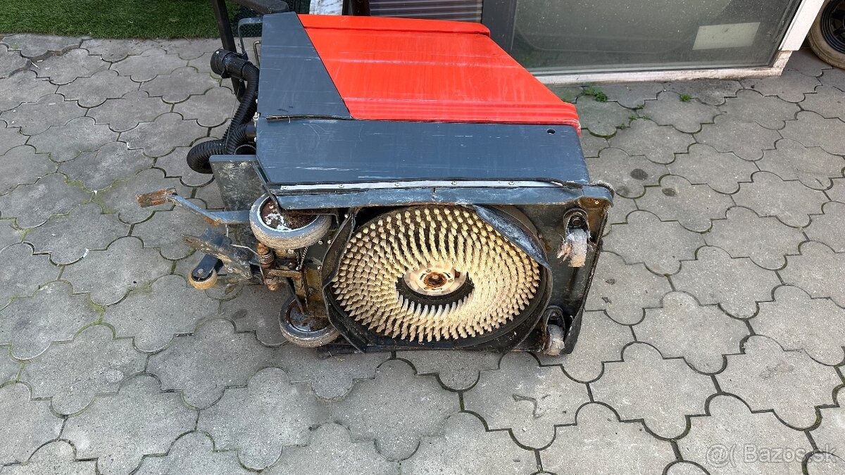 Predam cistiaci Umyvaci stroj Hakomatic bez Baterii. - 6