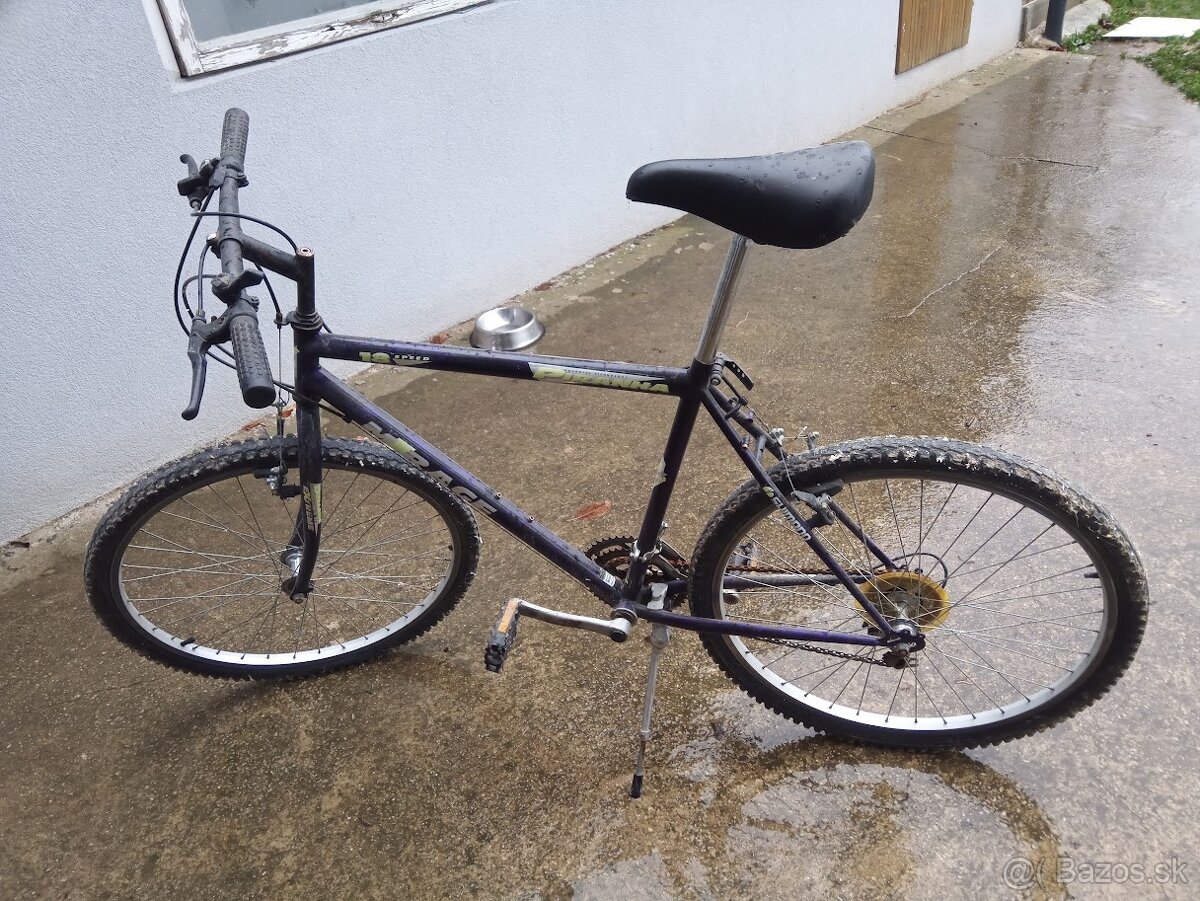 GARÁŽOVÝ VÝPREDAJ - 6