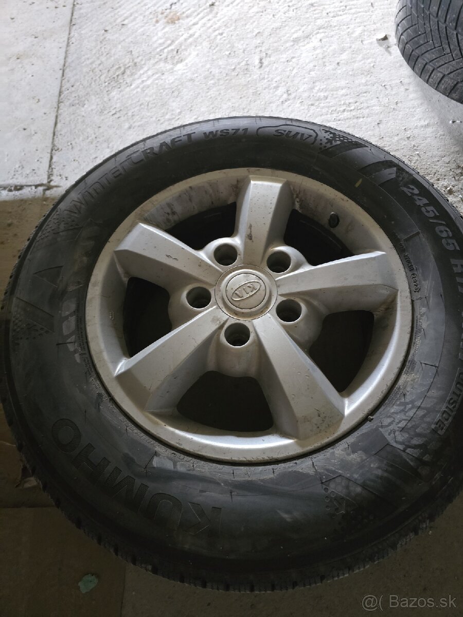 245/65r17 - 6