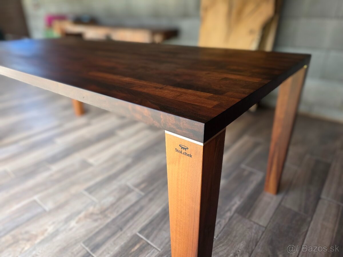 Jedalenský stôl - 6