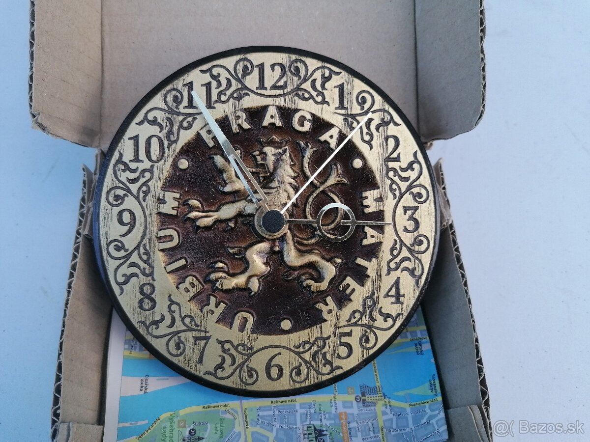 Predám drevené nástenné hodiny Praha - 6