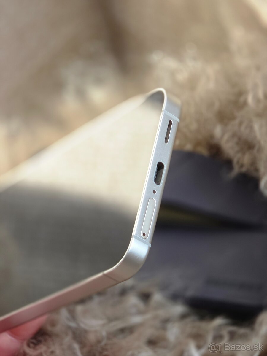 Galaxy S24 - 6