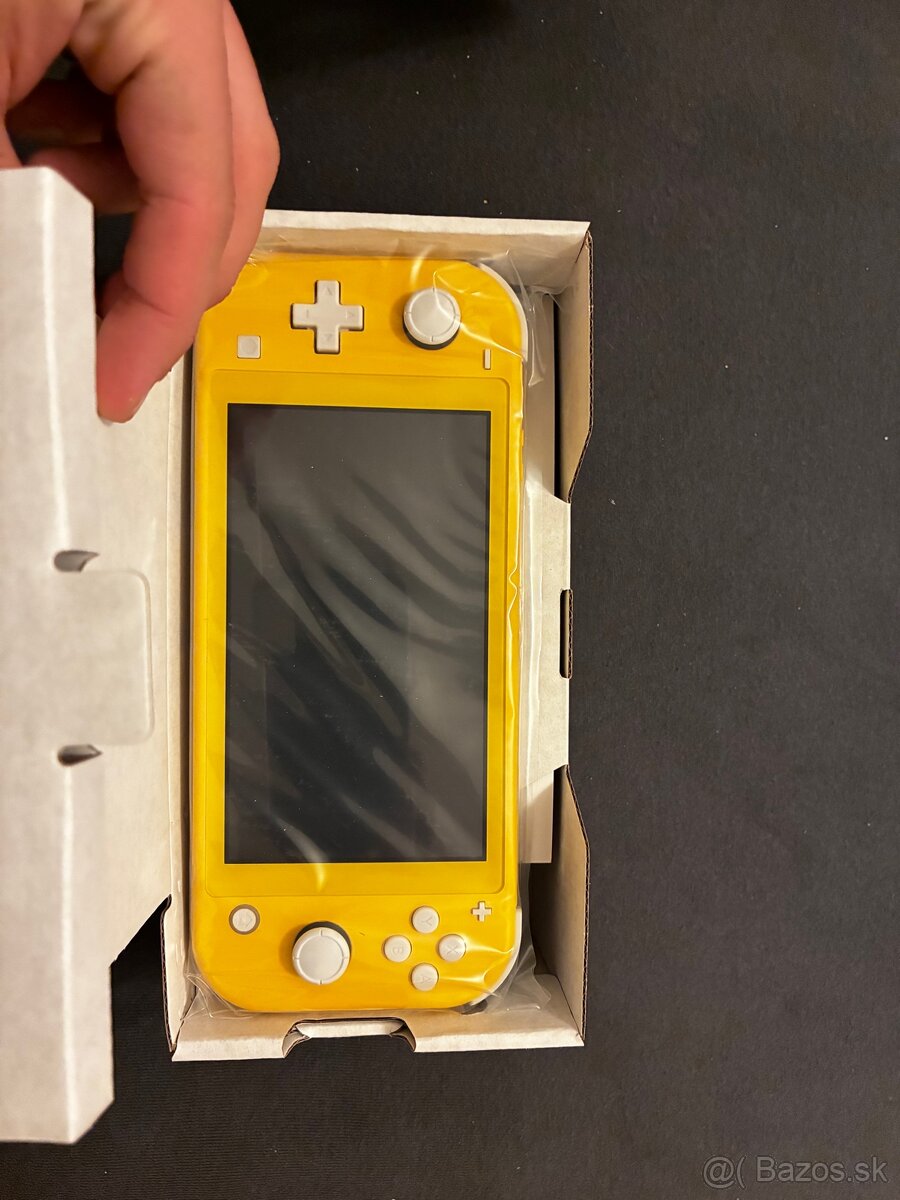 NOVÉ nintendo switch lite - 6