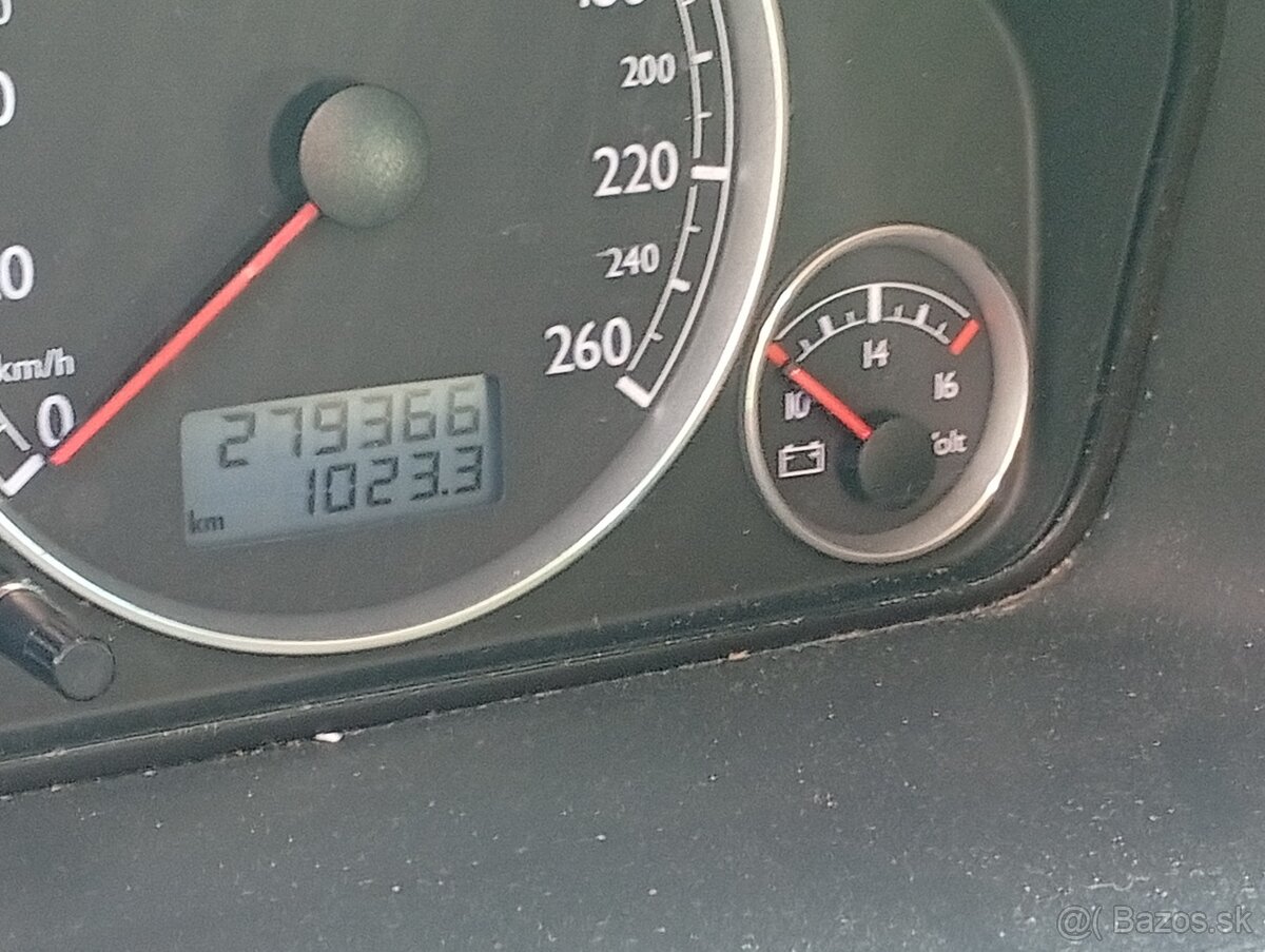 Predám w sharan 1.9tdi 96kw - 6