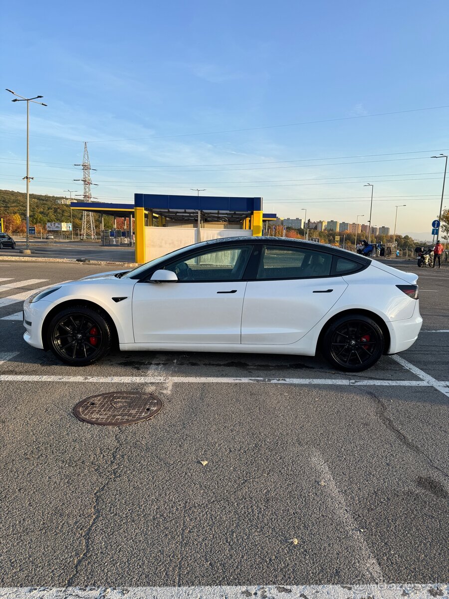Tesla model 3 long range - 6