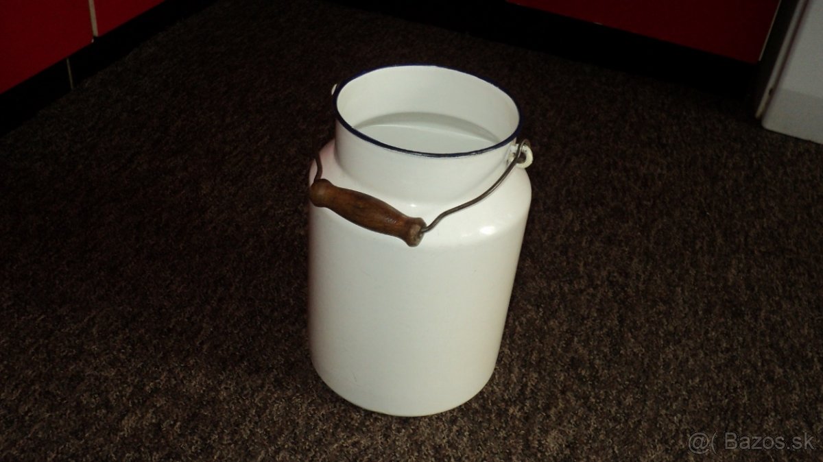 Váha, kandlička, zrkadlo, nádoby, vešiak, nôž,....... - 6