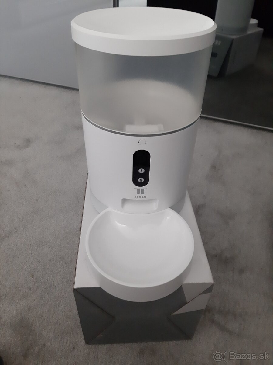Automatické krmitko TESLA - 6
