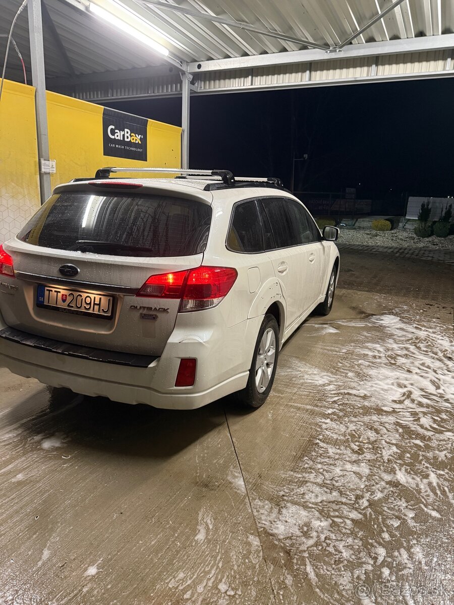 Subaru outback 2.0D - 6