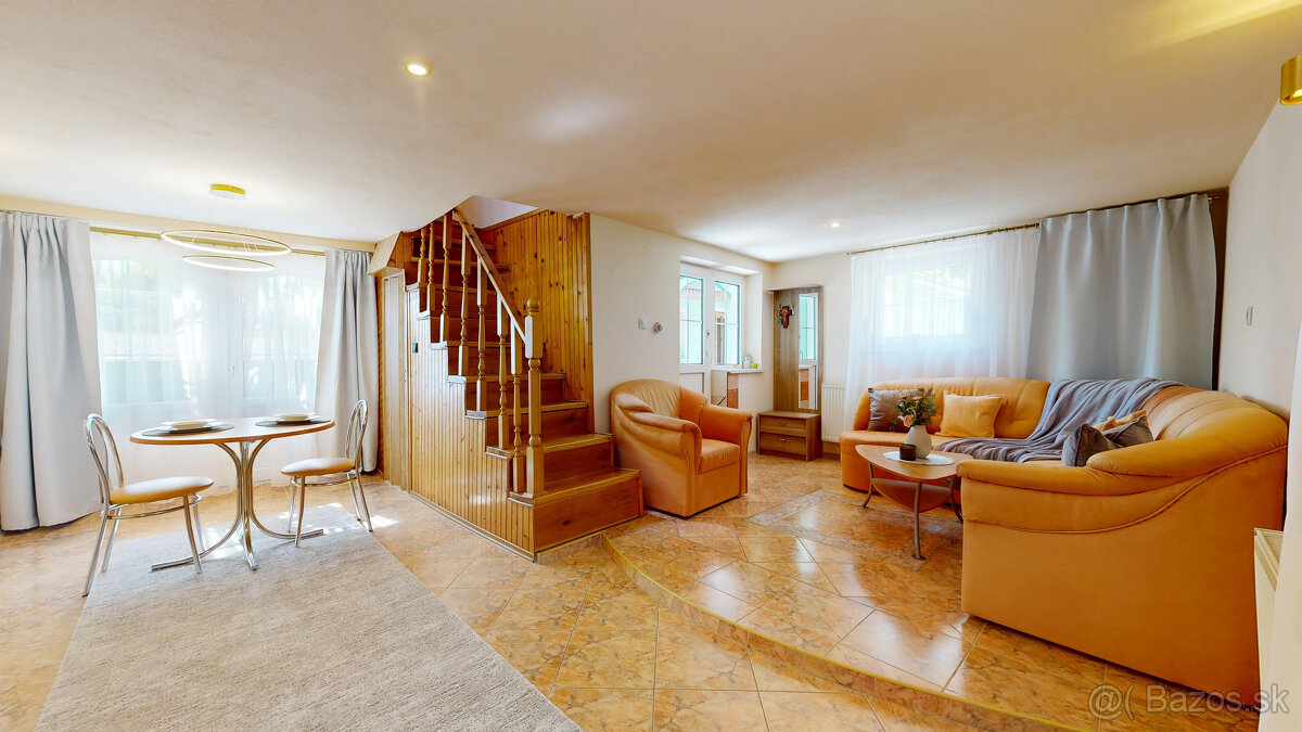 NA PREDAJ TEHLOVÝ RODINNÝ DOM V OBCI CÍFER - 6