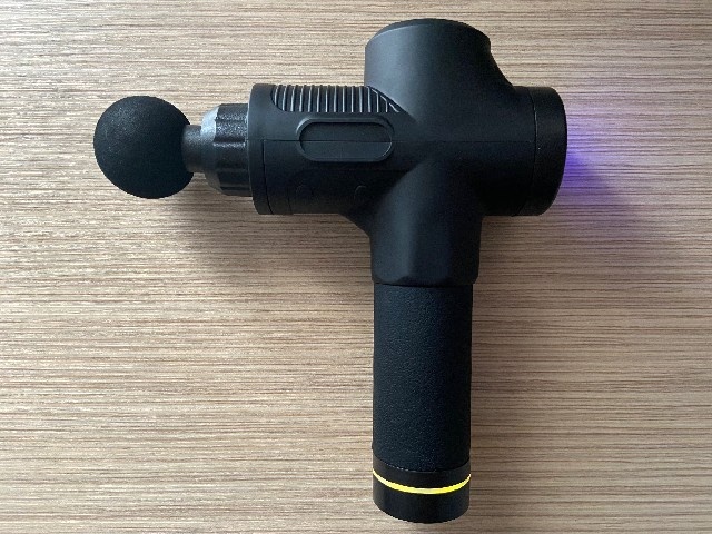 Kvalitná masážna pištoľ BeautyRelax Kineticforece 6 hlavíc - 6