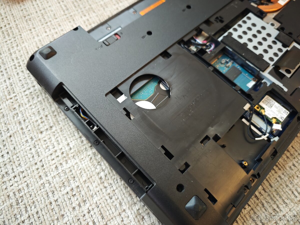 SilverStone TS09 – SATA HDD/SSD adaptér do notebooku (12,7 m - 6