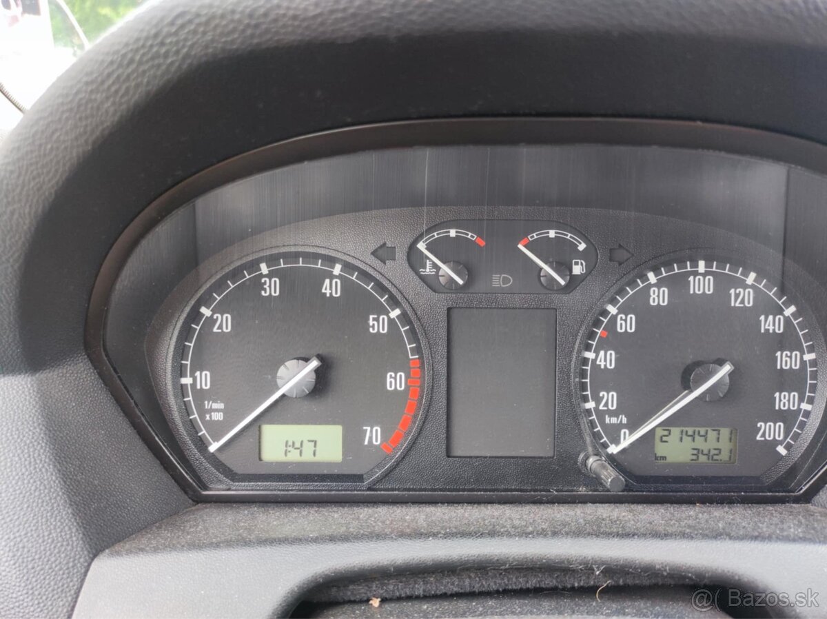 Škoda Fabia 1.4 - 6