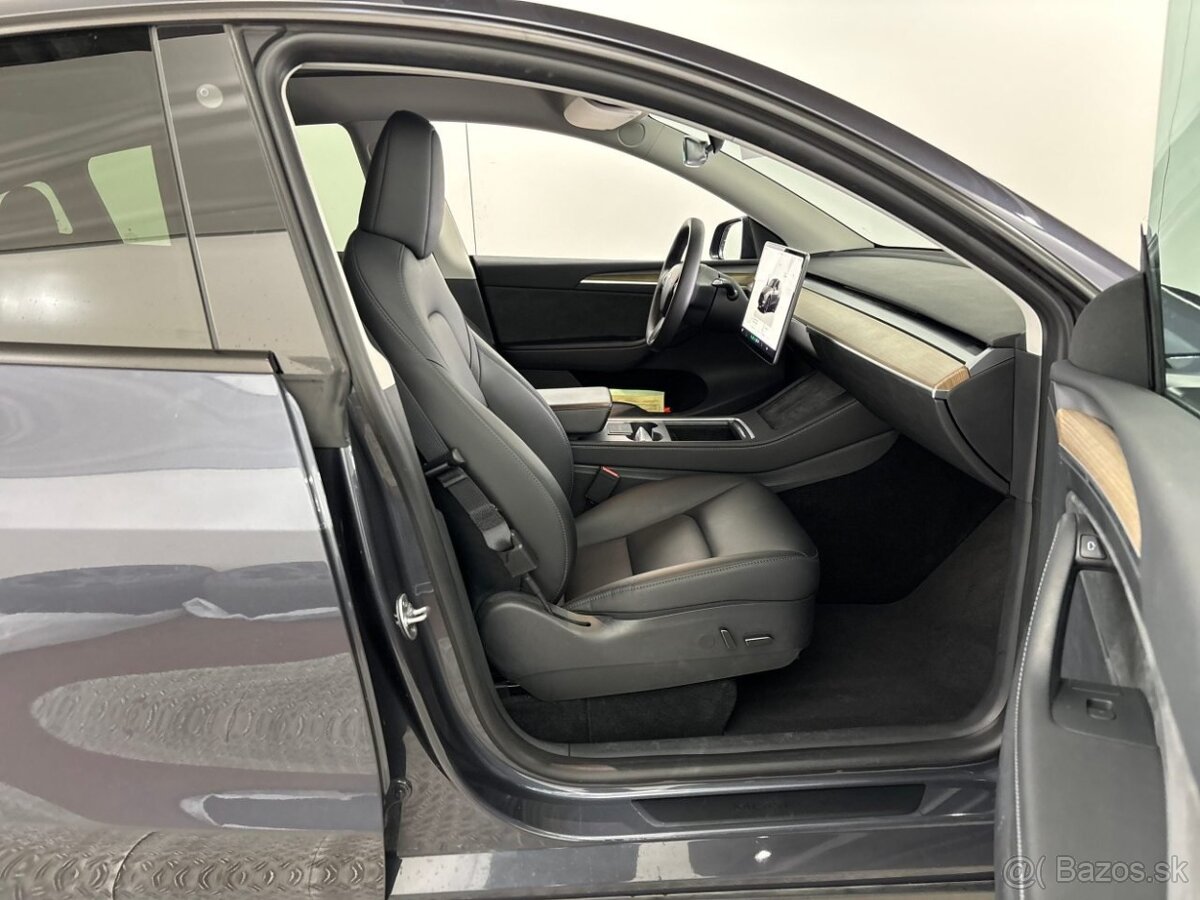 Tesla Model Y Long Range Dual Motor AWD 4x4 378 kw - 6
