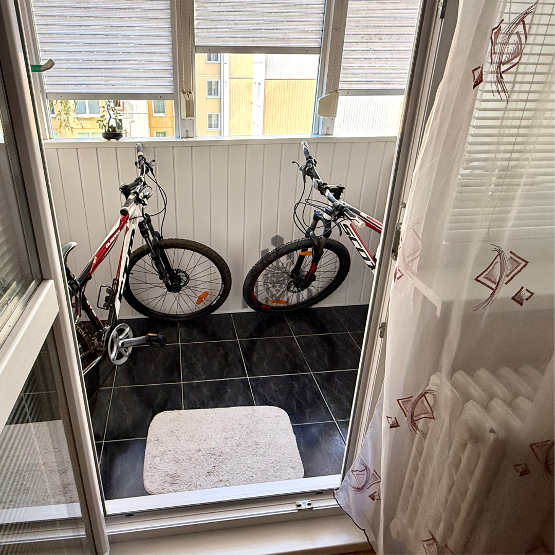 Na predaj priestranný 4 izb. byt s loggiou – Bukureštská ul. - 6