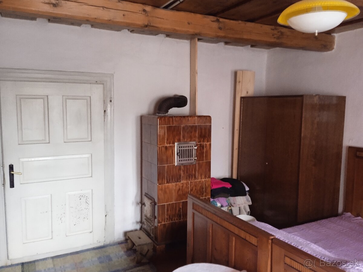 Tradičná drevenica v obci Pribylina - 6