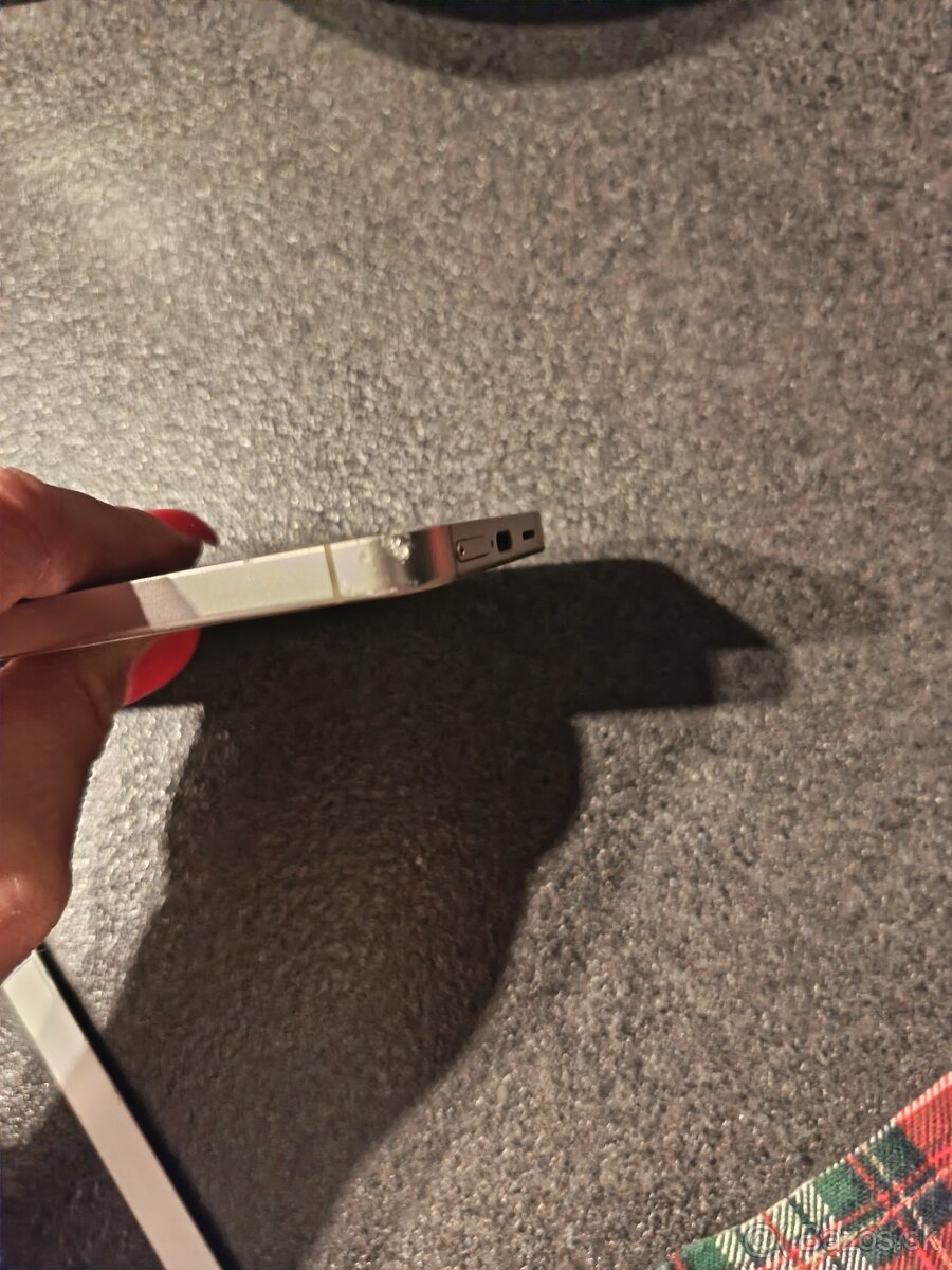 Samsung Galaxy S24 - 6