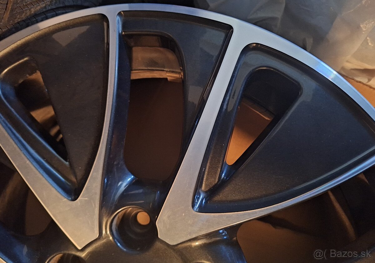 alu kolesá SUZUKI S CROSS R17 - 6