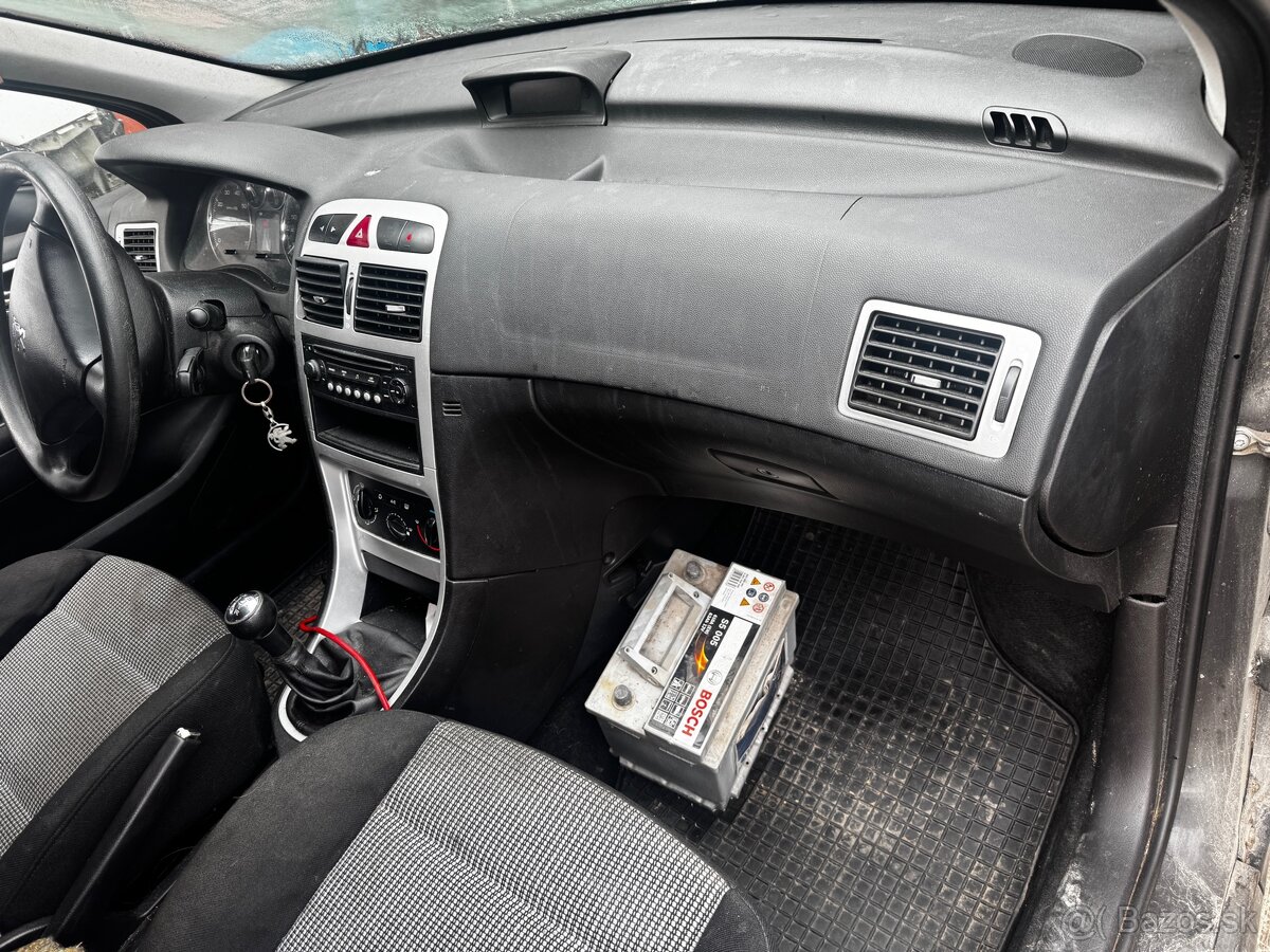 Rozpredam Peugeot 307 - 6