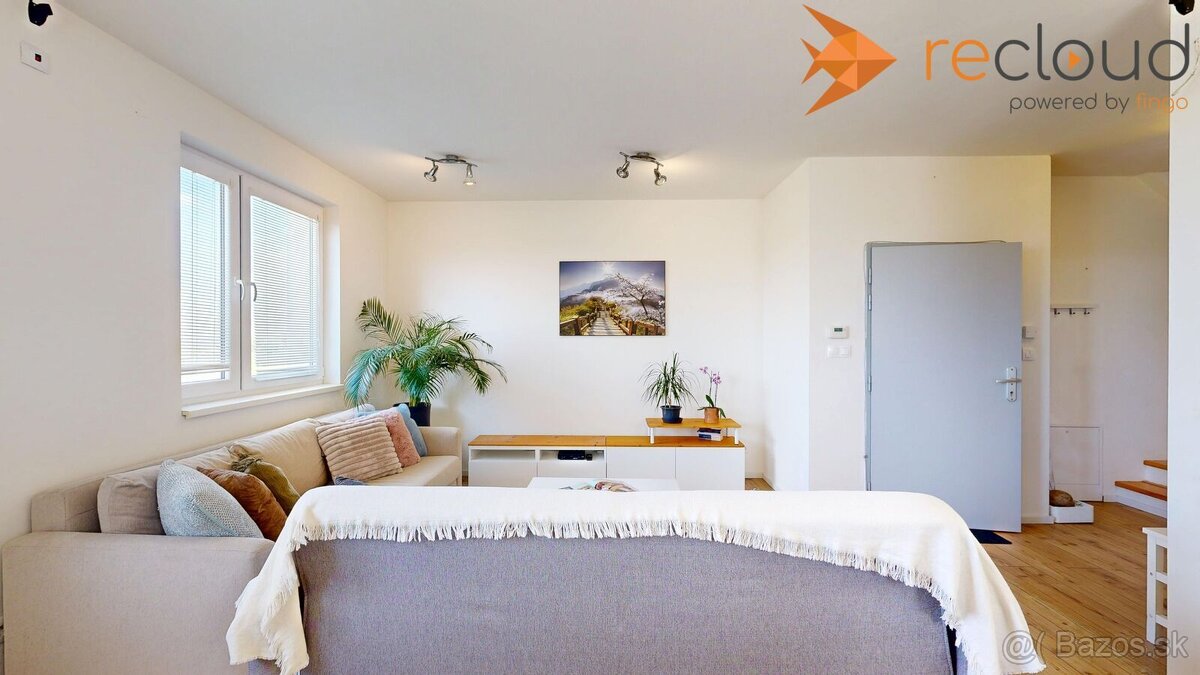 REZERVOVANÉ - Krásny 3 izbový mezonetový byt s veľkou teraso - 6