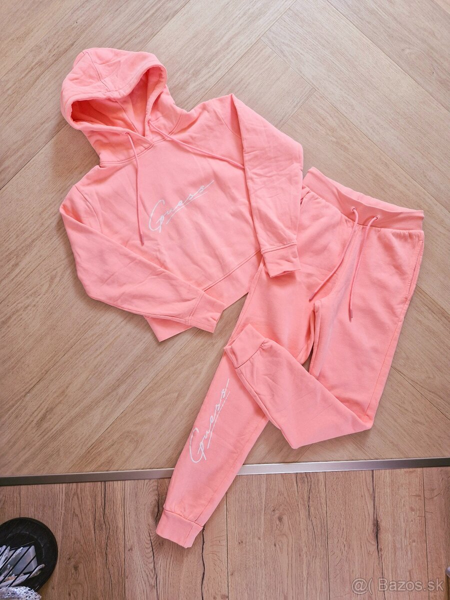 NOVE Guess teplakova a fitness suprava XS, XS/S - 6