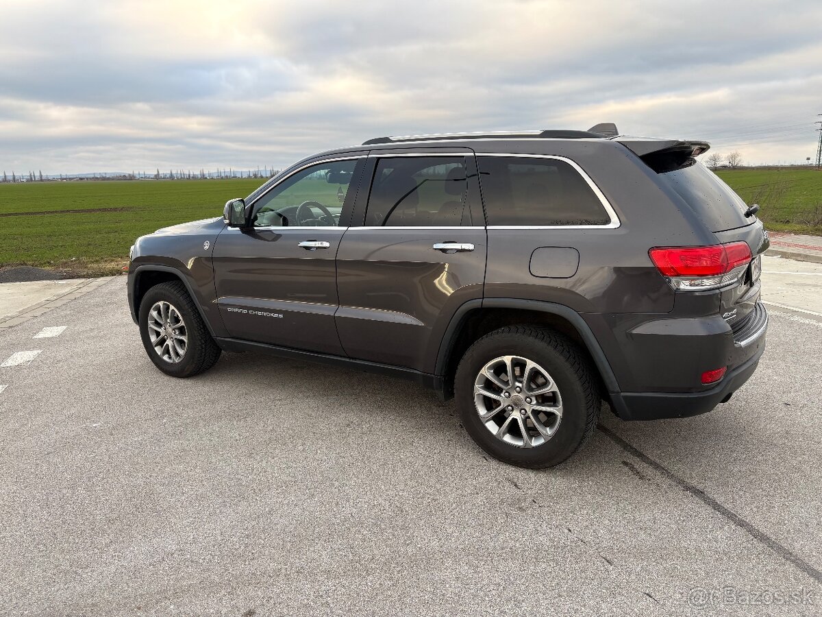 Jeep Grand Cherokee 3.0L V6 Limited A/T - 6