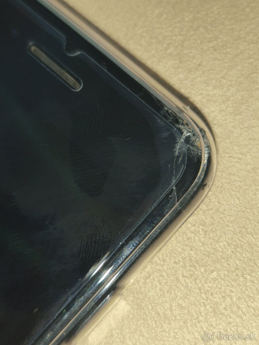 256GB Jet Black iPhone 7 - 6