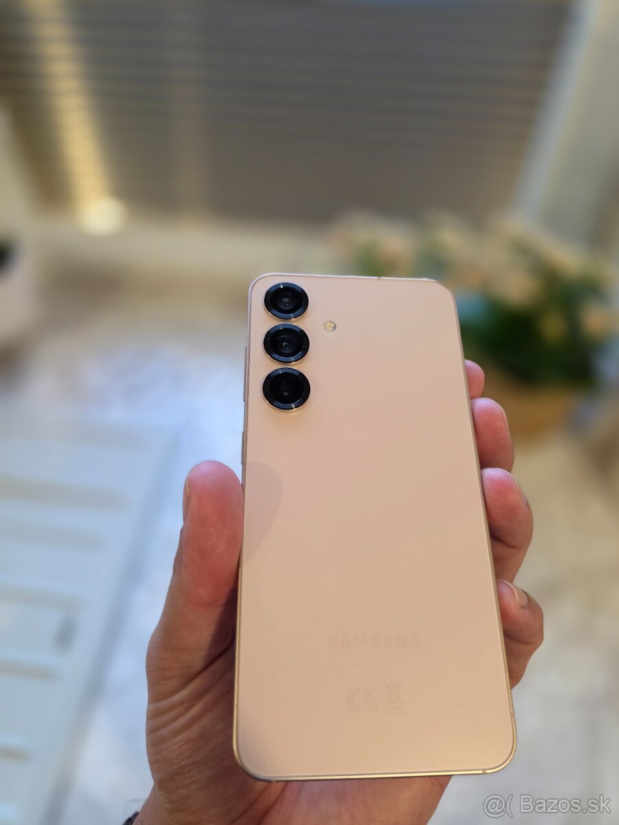 Samsung S25 256GB - 6