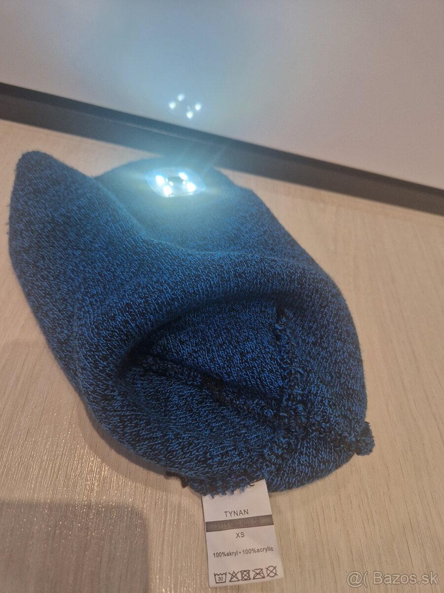 Zimna ciapka s led svetlom - 6