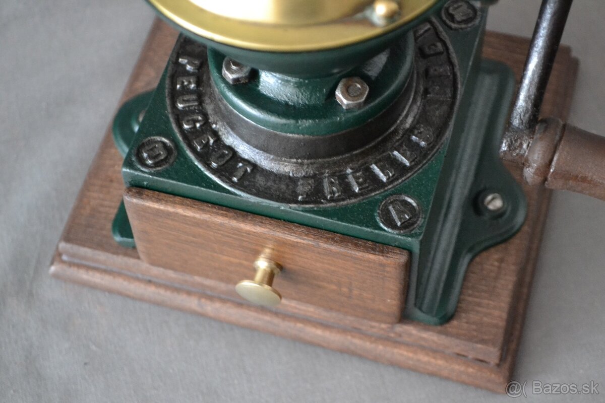 Mlynček na kávu Peugeot A 00 - 6