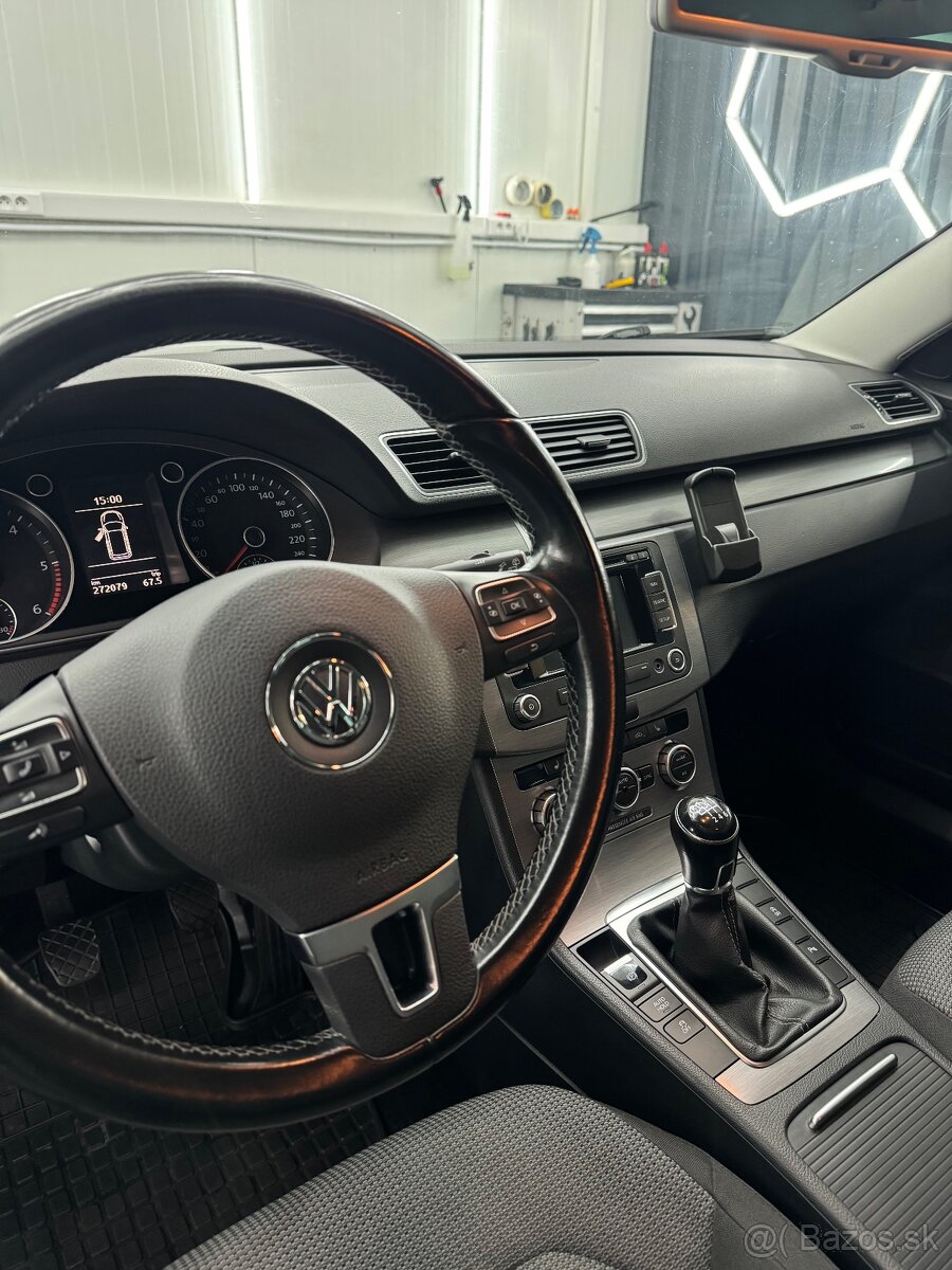 Volkswagen Passat 2.0 TDi - 6