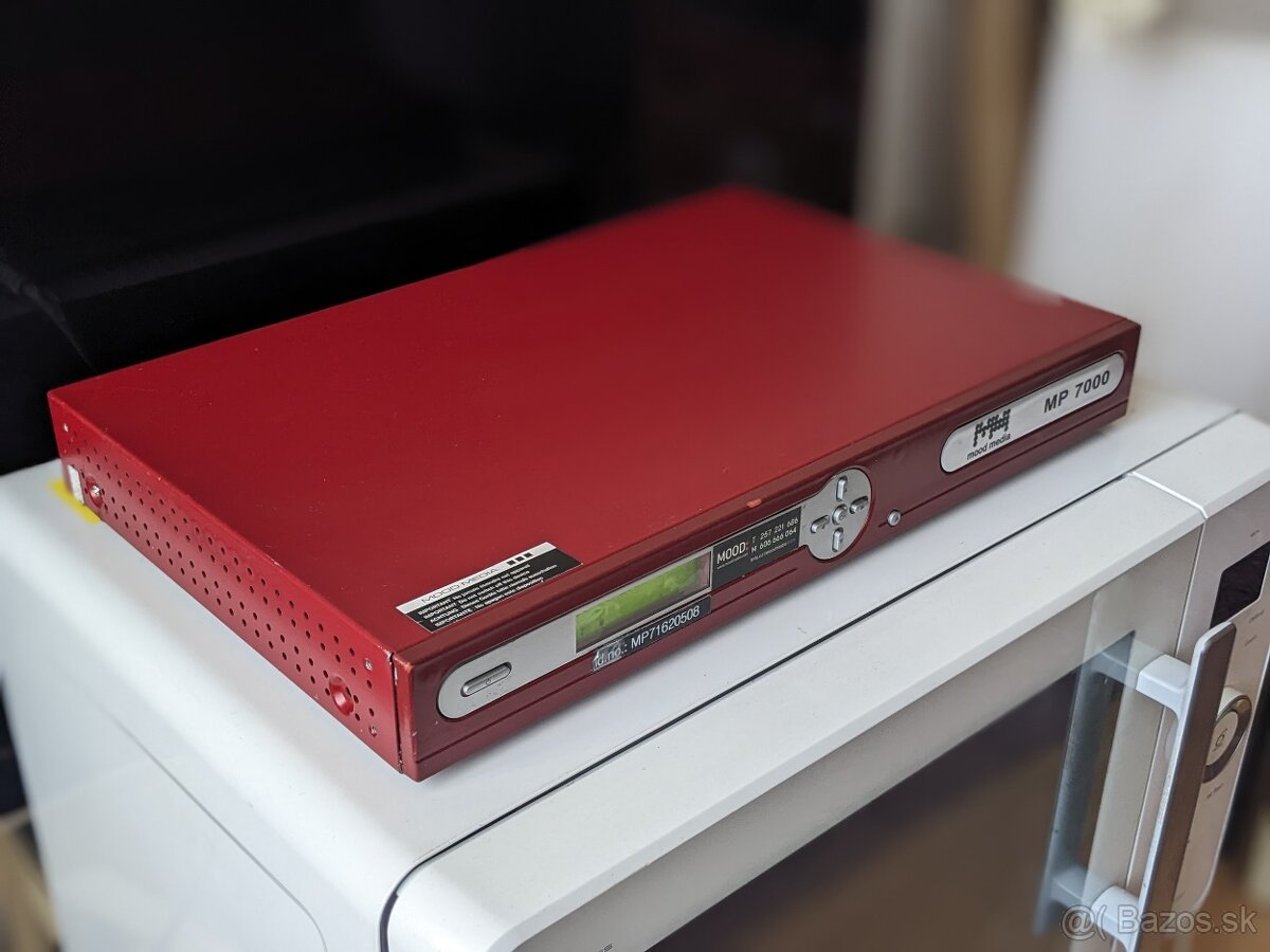 mood media MP7000 - 6
