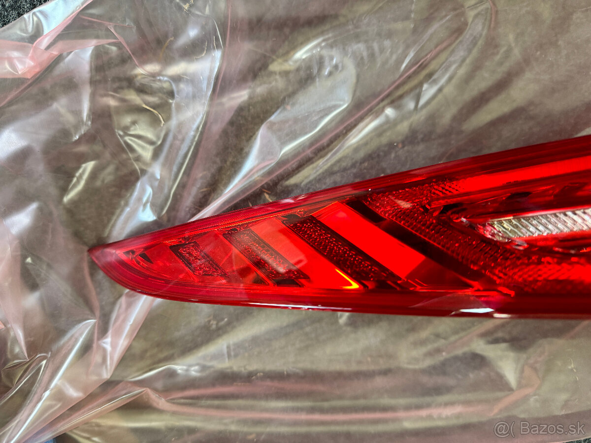 Ľavé zdané svetlo 991 - 6