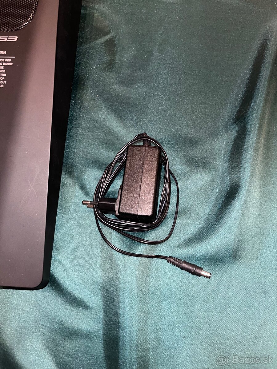 Syntetizátor YAMAHA PSR-E453 - 6