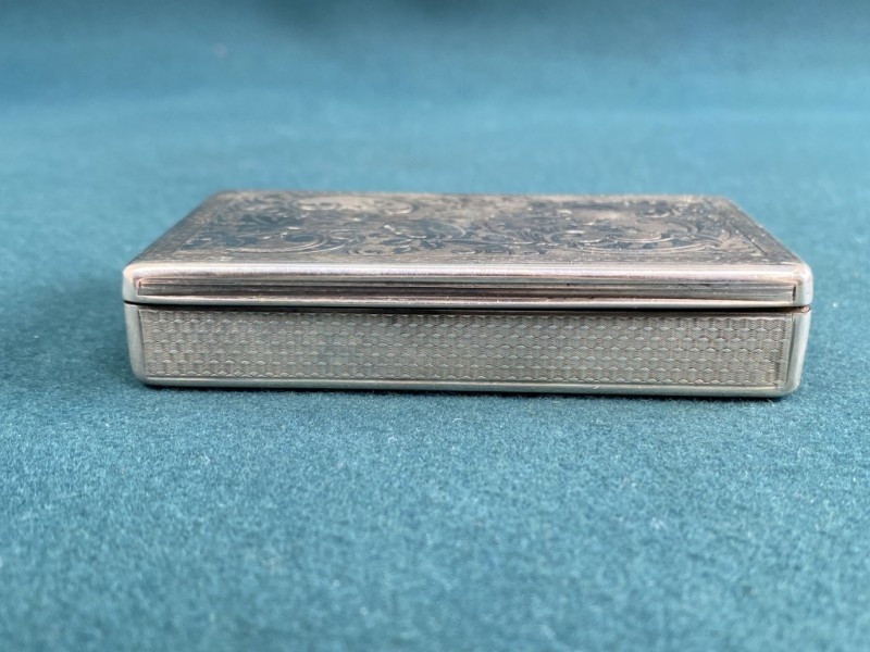 Strieborná gravírovaná krabička v Rokoko štýle 13lot - 6