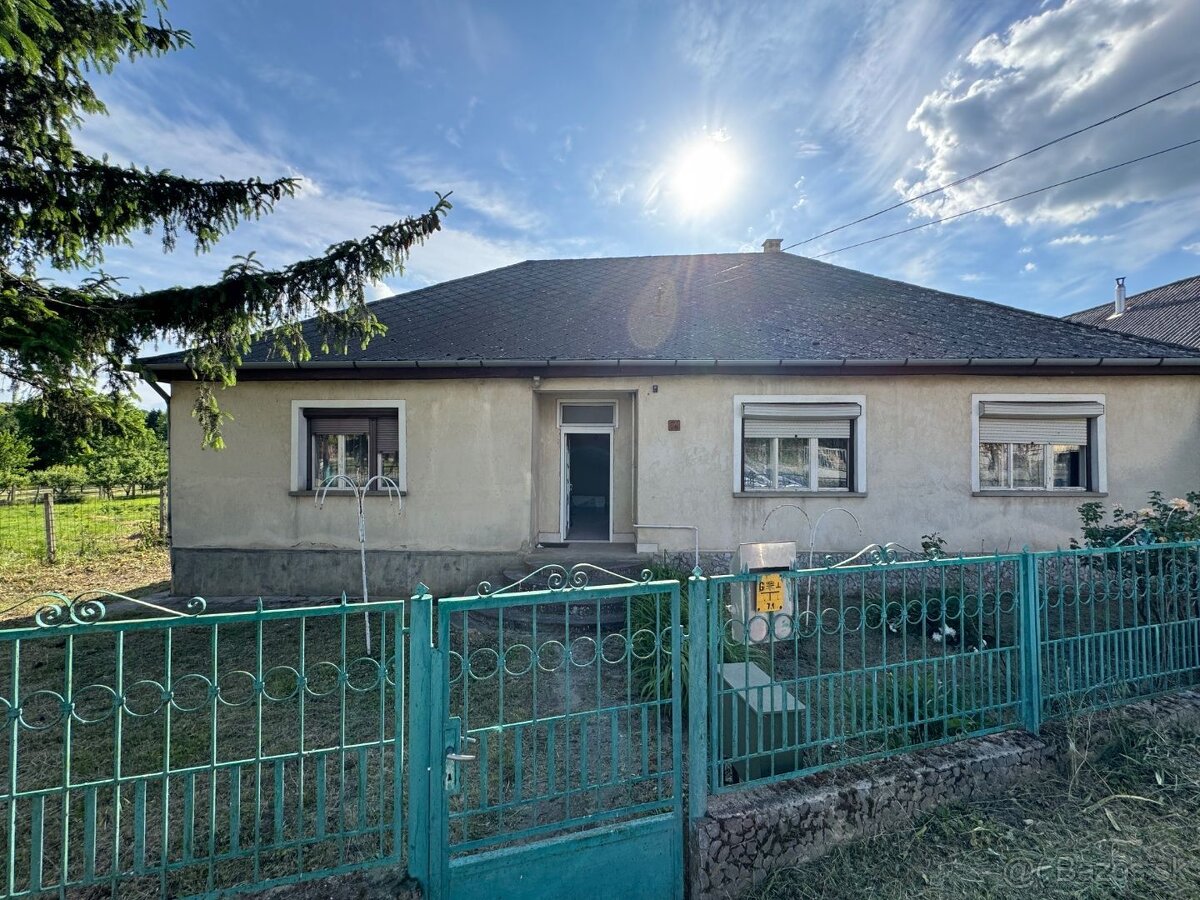 MAĎARSKO - FORRÓ / ENCS - ABÚJDEVECSER - 5 IZBOVÝ DVOJDOM I - 6