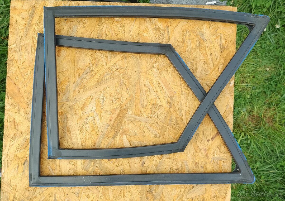 Ford Taunus zadní skla 2dv. - 6