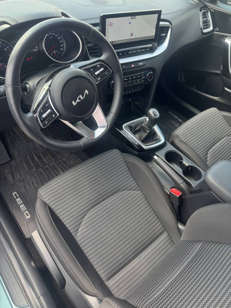 Ceed 1,5 T-GDi M6 GOLD Led pack MY24 - 6