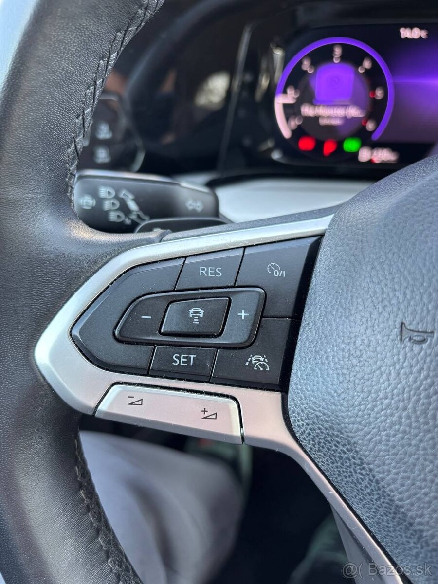 Volkswagen Golf 8 TDI 2.0 - 6