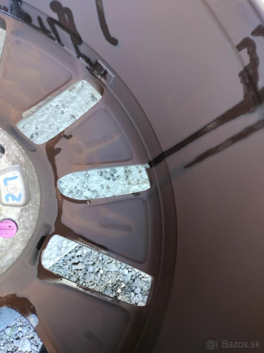 4ks alu disky orig. Vw 5x112 R18 pneu 225/40 R18 6mm - 6