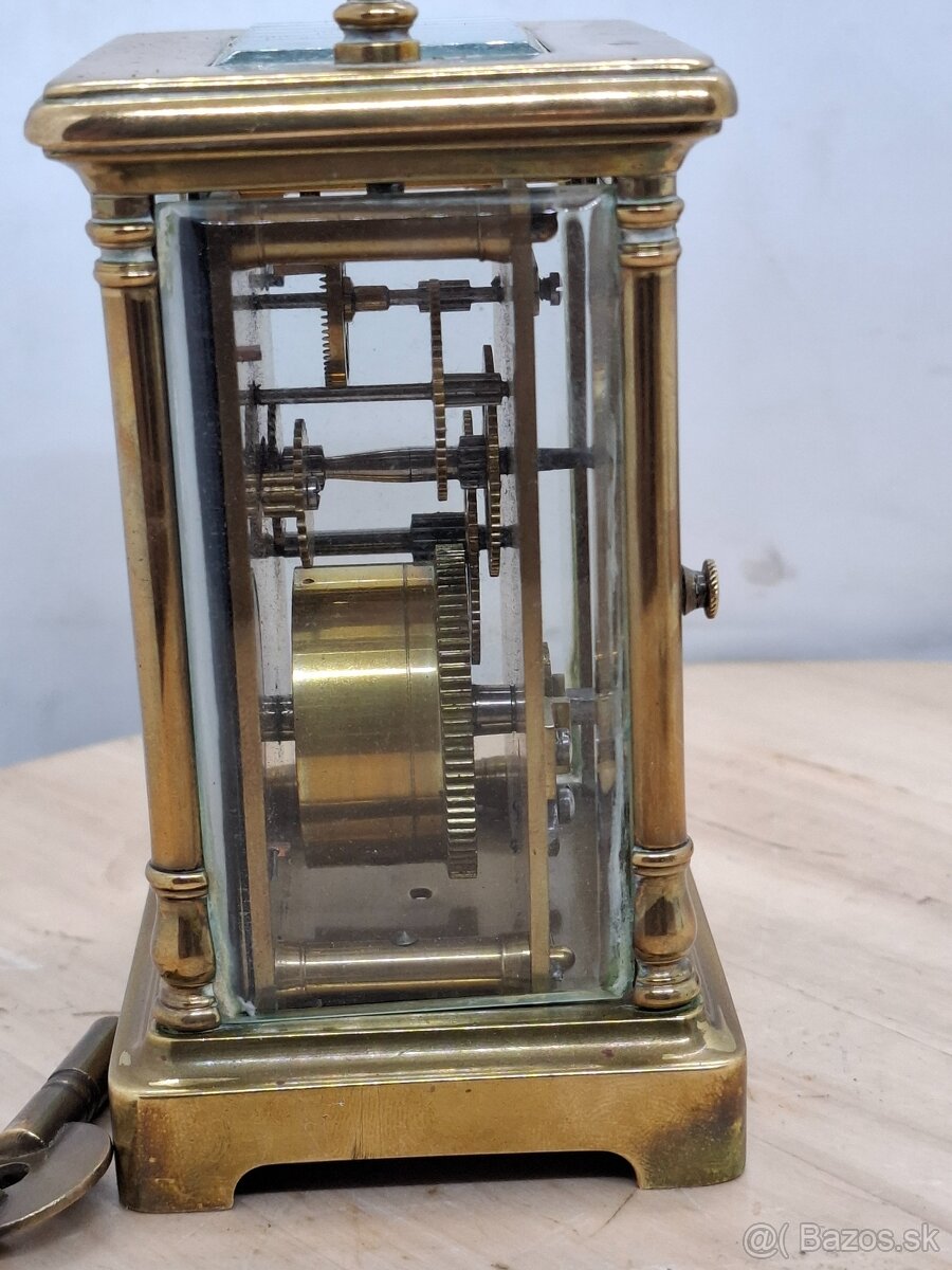 Predám funkčné starožitné Francúzke cestovné (Kočiarové) hod - 6