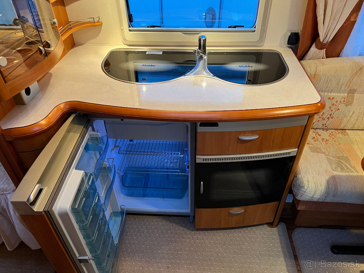 Karavan Hobby Excellent 540 WLU+Pojezd, Markýza - 6