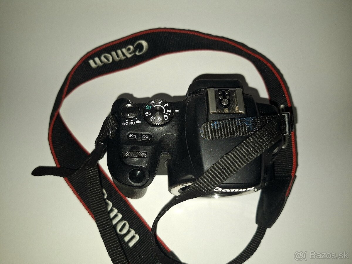 Canon 200D a Tamron 18-200 - 6